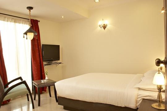Shilton Royale Hotel Bangalore Exterior photo
